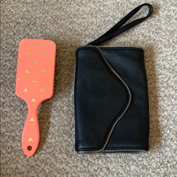 Black clutch - Picture 3 of 3